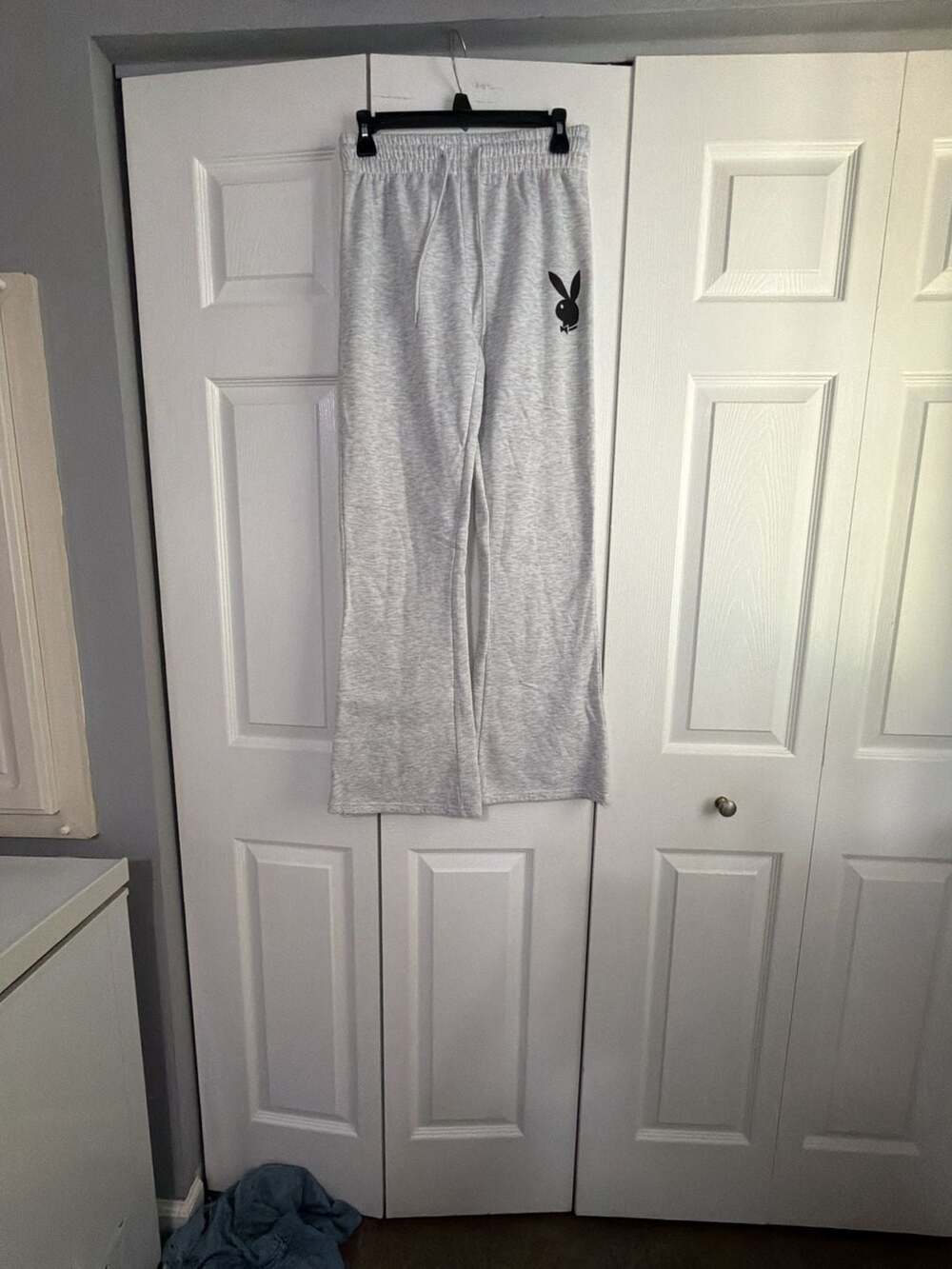 Playboy Graphic Fleece Short 2" –